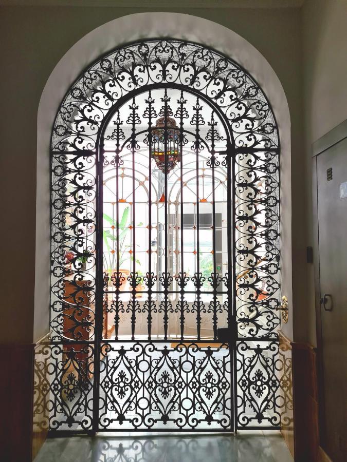 Hispalis Casa Palacio Apartment Севилья Экстерьер фото